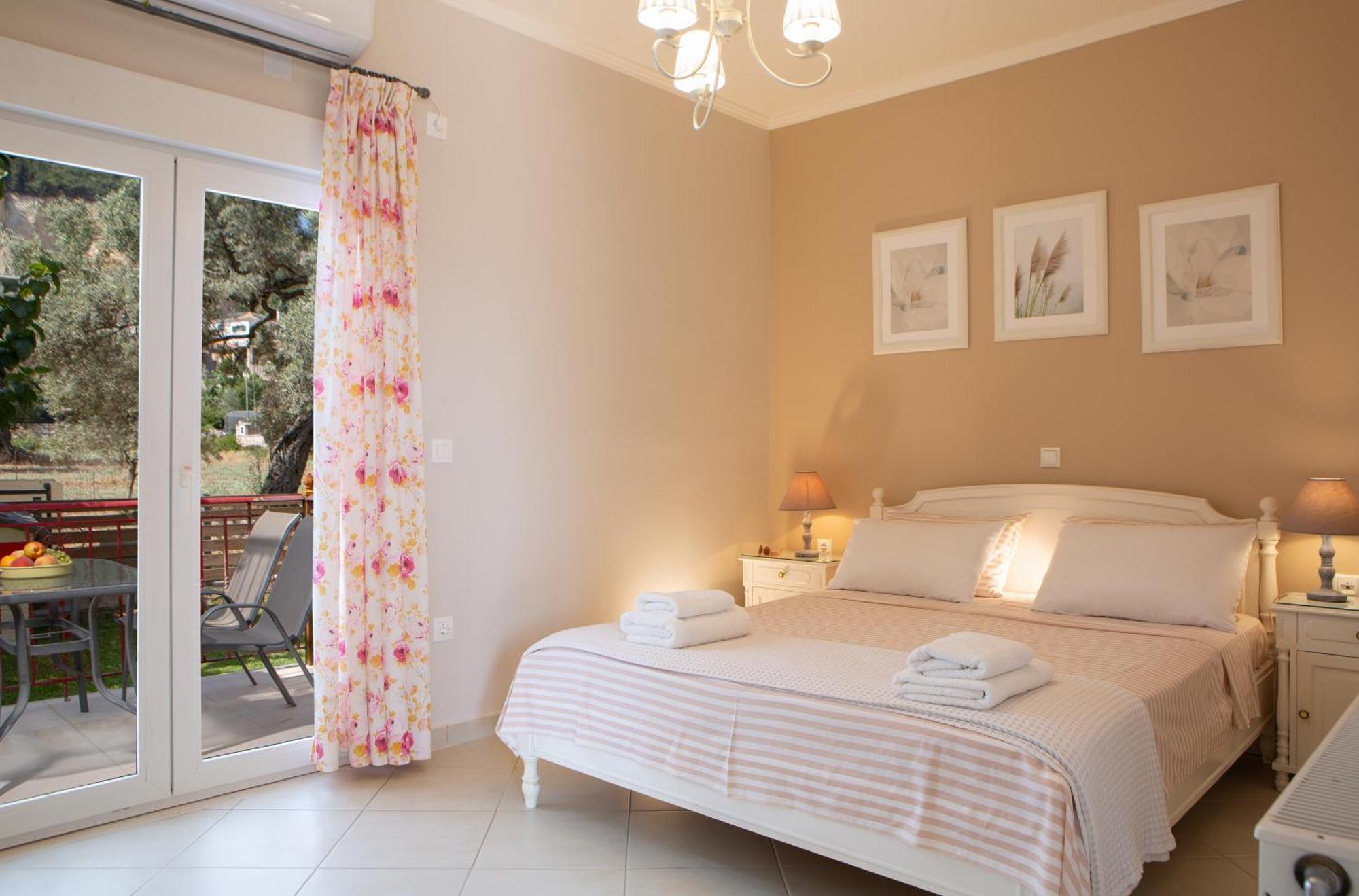 Levanda Cozy Apartments Apolpaina Esterno foto